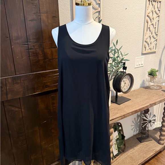 Kenneth Cole New York Dresses & Skirts - Kenneth Cole New York Black Sleeveless Shift Dress